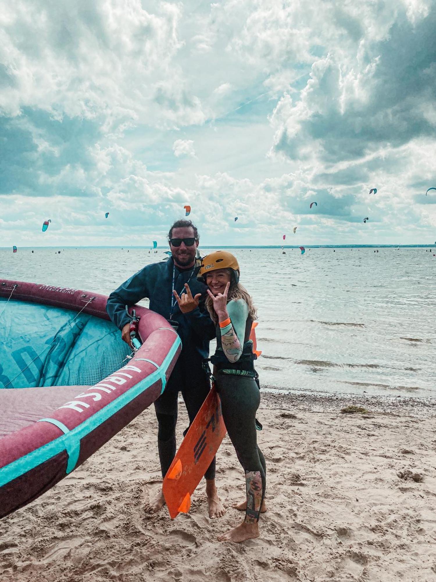 Kemping Przyczepy Kempingowe Chalupy 6, Kite Crew, W Maju Bez Przedsionkow *